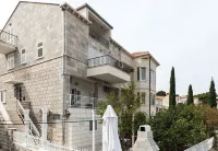 Guest House Ćuk Hotels in Lozica