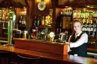 Torc Hotel - bar