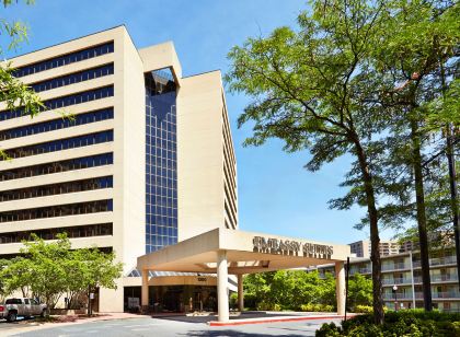 Embassy Suites by Hilton Crystal City National Airport