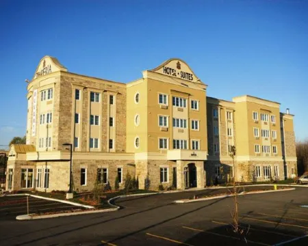 Imperia Hotel & Suites Saint-Eustache Hotels in Saint-Eustache