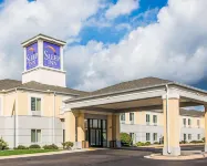 Sleep Inn & Suites - parking