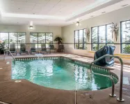 Quality Inn Near Walden Galleria Mall - Pools