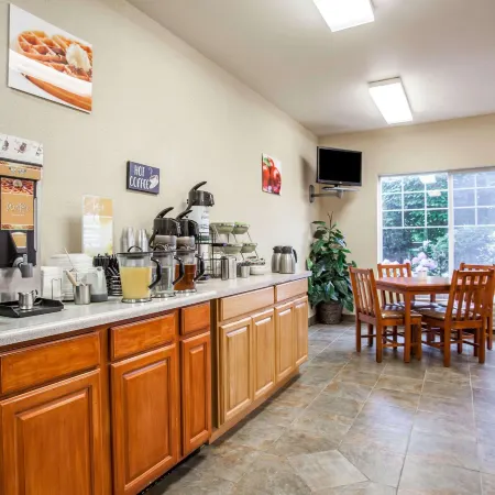 Quality Inn & Suites Federal Way - Seattle