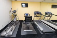 Quality Suites - Gym
