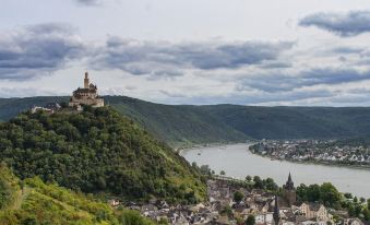 Relais & Châteaux Hotel Burg Schwarzenstein