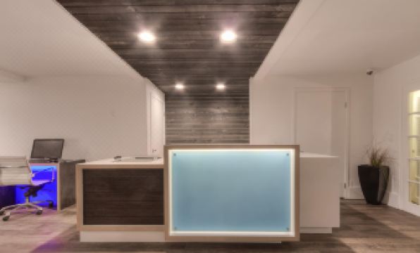 Oceanside Marina Suites - A Waterfront Hotel