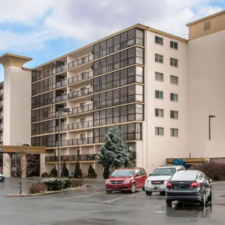Best Western Rochelle Inn  Suites near DeKalb