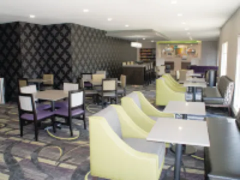 La Quinta Inn & Suites by Wyndham Elkhart Hotel di Elkhart