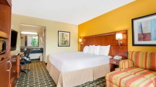 days-inn-by-wyndham-knoxville-east