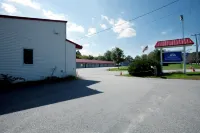 Moonlight Inn Hotels in Brunswick