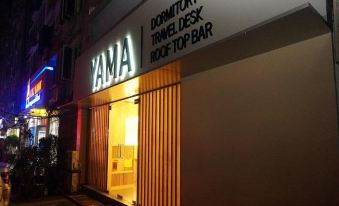 Yama Hotel & Rooftop Bar
