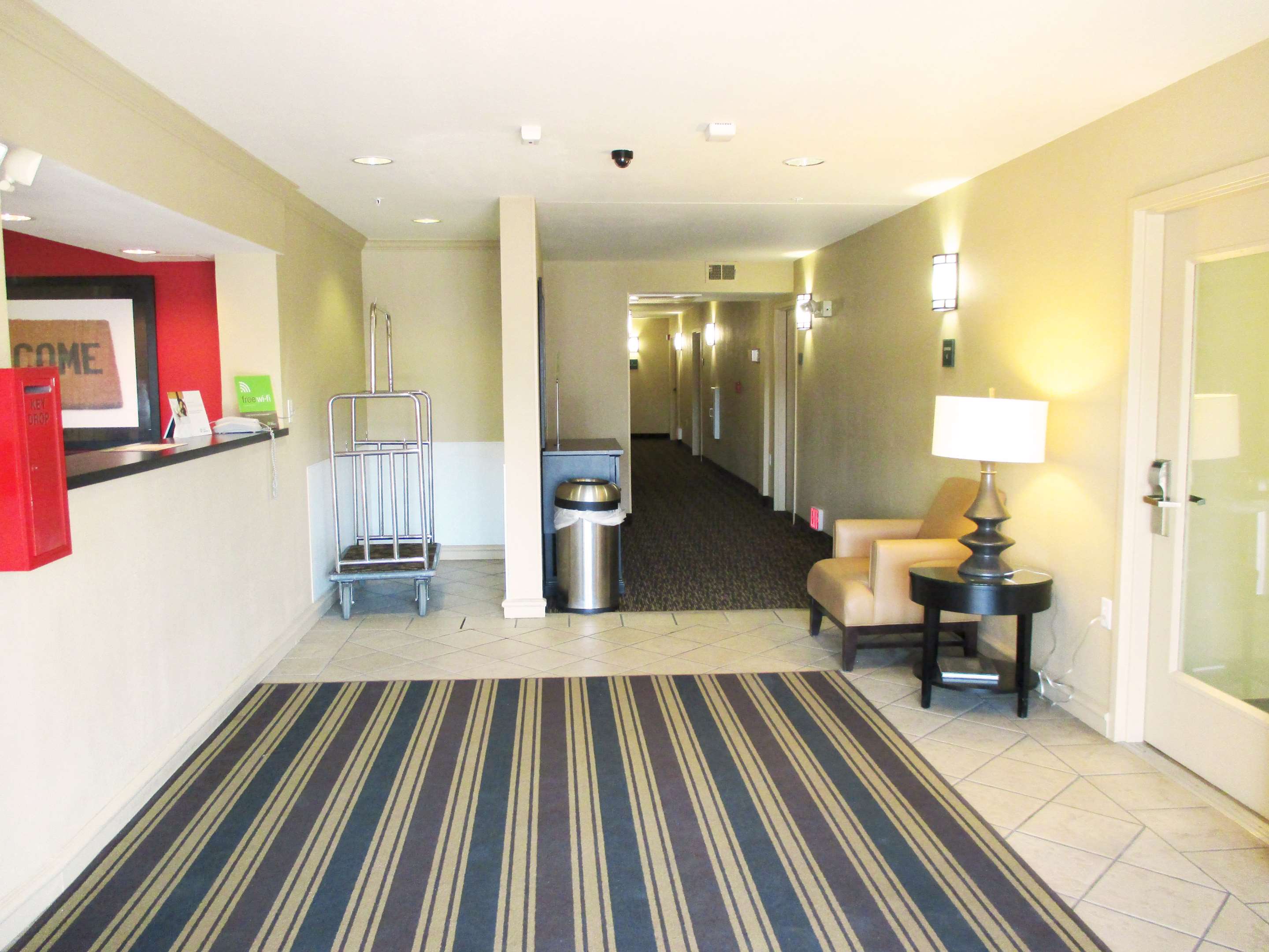 Extended Stay America Suites - Kansas City - Country Club Plaza