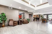 MainStay Suites Greenville Airport Hotel di Greer