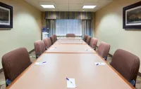 Holiday Inn Express & Suites Grand Forks Hotel a Grand Forks