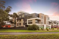 The Esplanade Resort and Spa Hotels near The Griffiths Sea Shell Museum and Marine Display