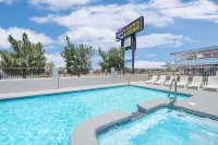 Knights Inn Laura Lodge Pecos Hotels in Pecos