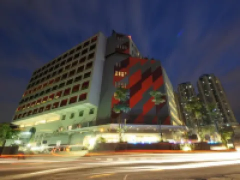 B Fashion Hotel Hotels near Jakarta Aquarium & Safari