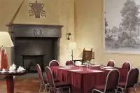 Como Castello Del Nero Hotels in San Donato in Poggio