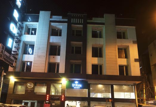 ホテル レ ロイ ニュー デリー を宿泊予約 22年安い料金プラン 口コミ 部屋写真 Trip Com