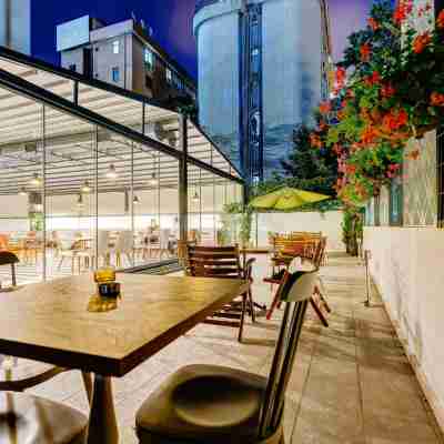 Plus Hotel Bostanci Atasehir Hotel Exterior