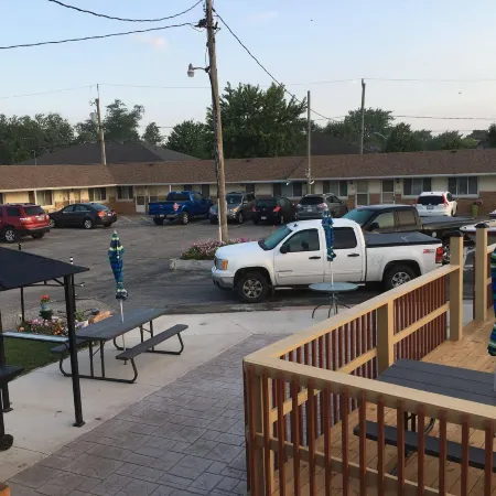 Sunparlor Motel