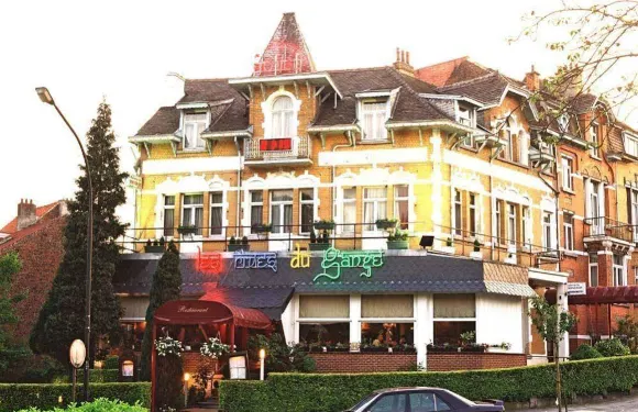 杜索弗蘭旅館酒店
