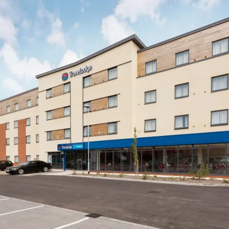 Travelodge Winnersh Triangle Отели рядом с достопримечательностью «Стадион «Мадейски»»
