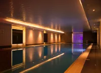 The Continental Hotel, Heathrow فنادق في هونسلو