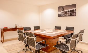 Stain Loft & Suites