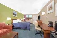Hotel Express Anniston/Oxford - parking