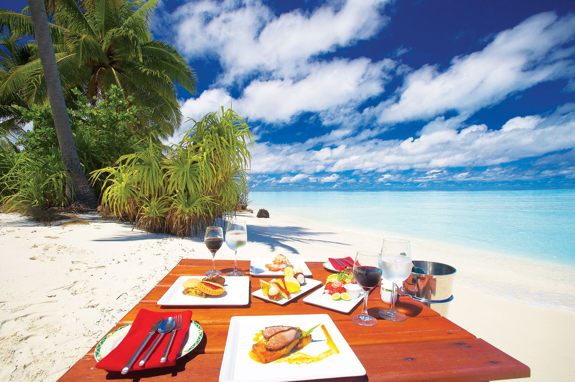 Filitheyo Island Resort Over view