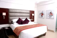 Stratton Hotel Asokoro - Swimmingpools