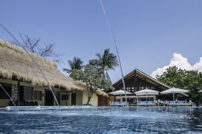 屋外プール クラブ パラダイス リゾート パラワンの写真