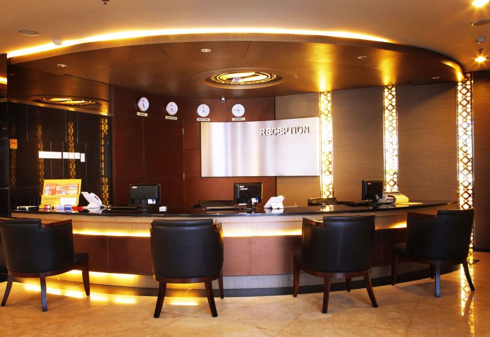 1. 에르메스 팰리스..