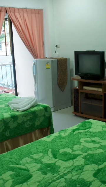 ห้องมาตรฐานเตียงแฝดพร้อมพัดลม