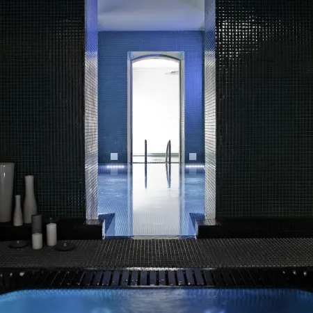 Hotel C2