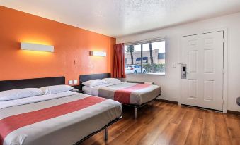Motel 6 San Jose, CA - South
