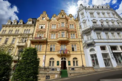 Hotel Ester Hôtels à : 