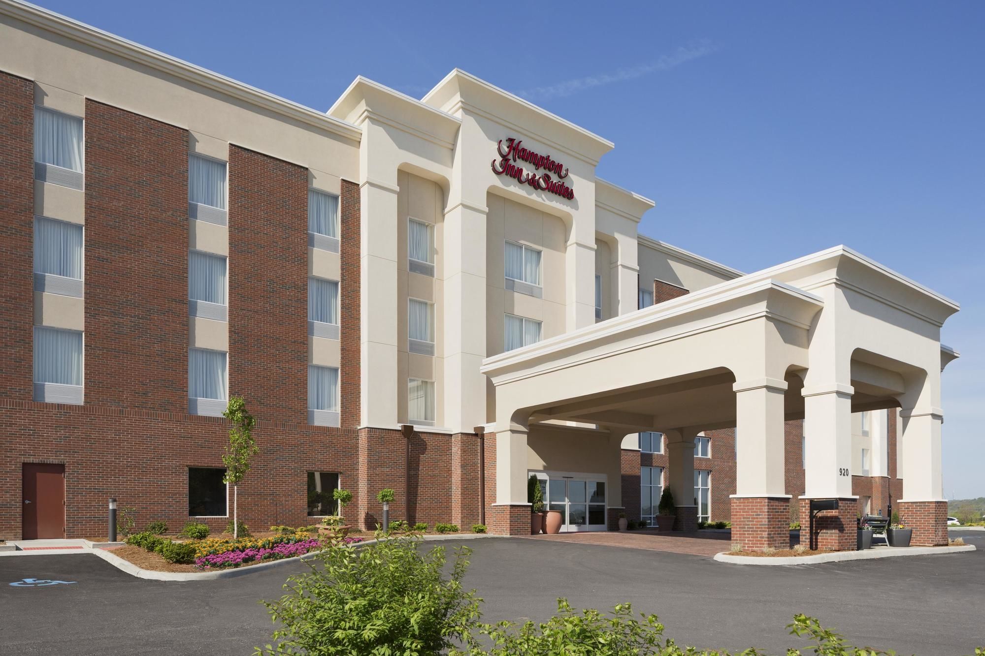 Hampton Inn & Suites Parkersburg Downtown