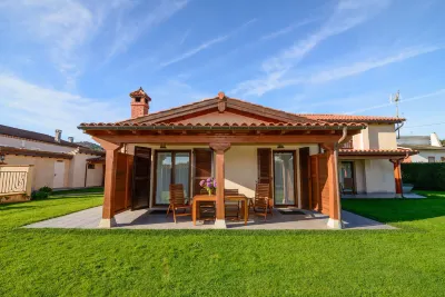 Casona de Llanorrozo Apartamentos Rurales Hotels near Plaza del puerto viejo.