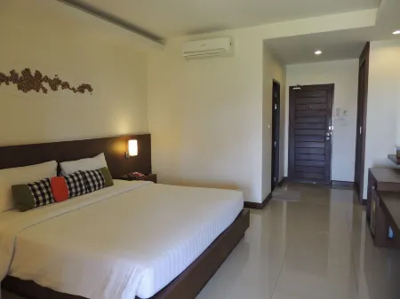 The Charm Boutique Resort and Hotel Отели рядом с достопримечательностью «Faculty of Humanities and Social Science Khon Kaen University»