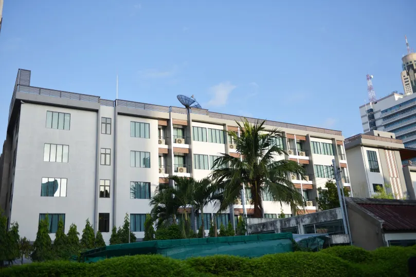 Picnic Hotel Bangkok - Rang Nam