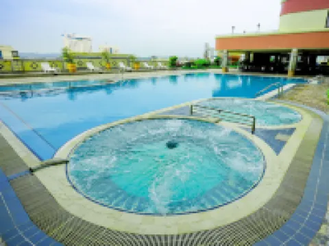 Planet Holiday Hotel & Residence Hotels in Batu Ampar
