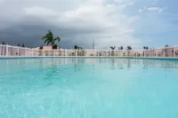 The Country Club Villa I Hoteles en Portmore