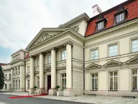Hotel Bellotto Отели рядом с достопримечательностью «Площадь Гжибовского»