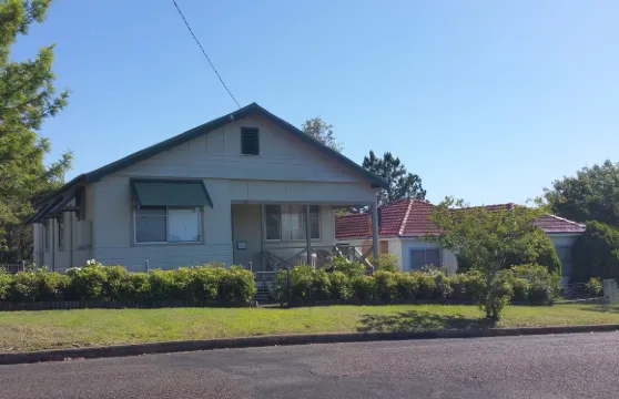 格洛斯特16格雷格森 - 銀樺酒店