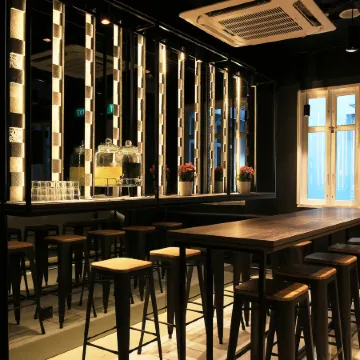Cube Boutique Capsule Hotel @ Smith Street Отели рядом с достопримечательностью «Парк аттракционов Юниверсал-Студиос-Сингапур»