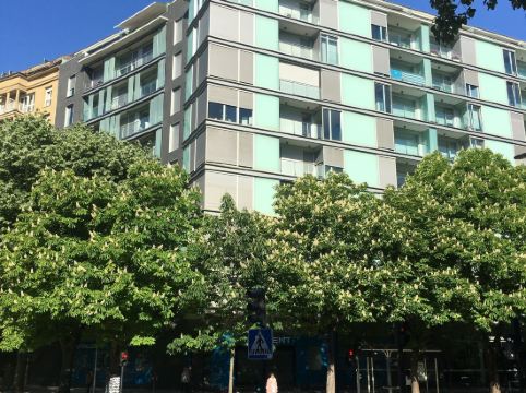 Amara Astoria - Luxury Apartments