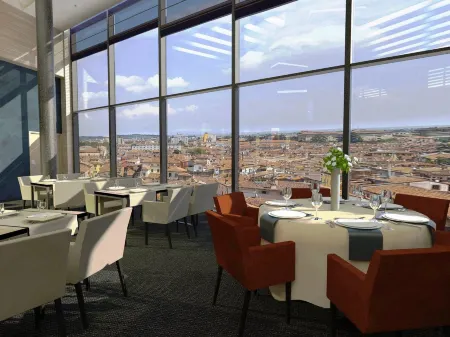 Carathotel Düsseldorf City Отели рядом с достопримечательностью «Neuer Zollhof»