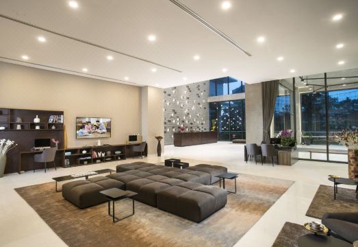 2. 서머셋 웨스트 ..